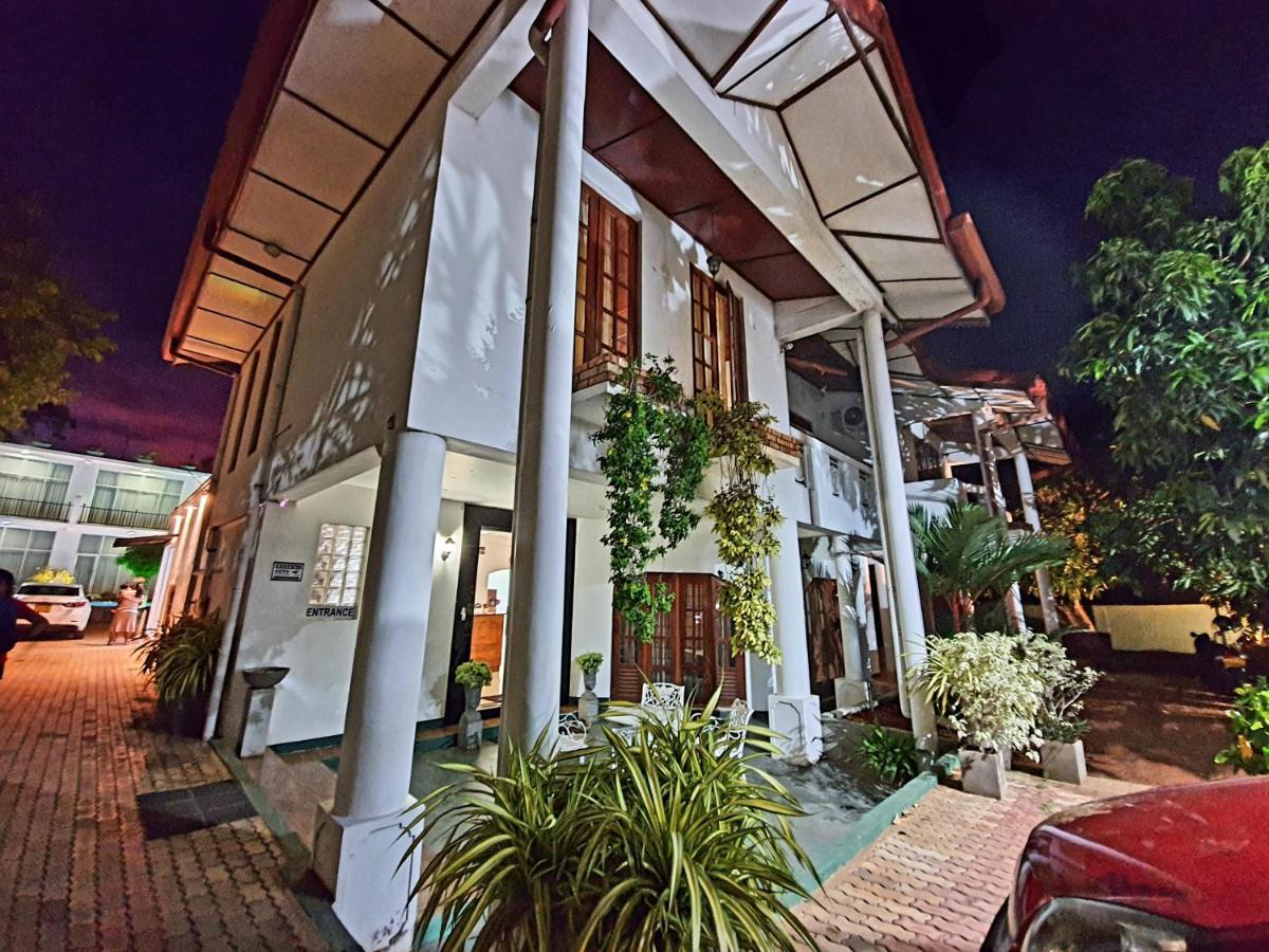 Salubrious Resort Anuradhapura Exterior photo
