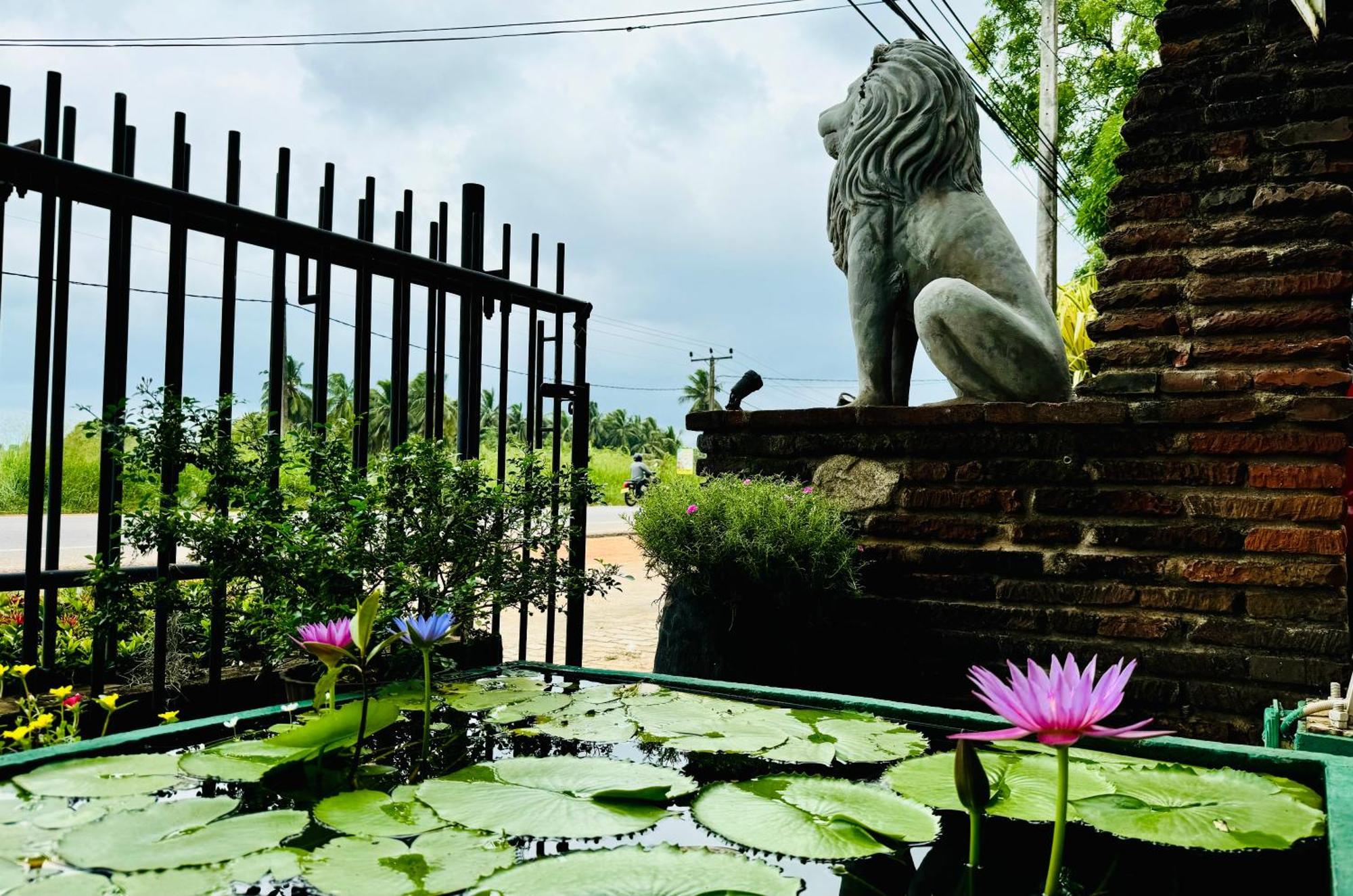 Salubrious Resort Anuradhapura Exterior photo